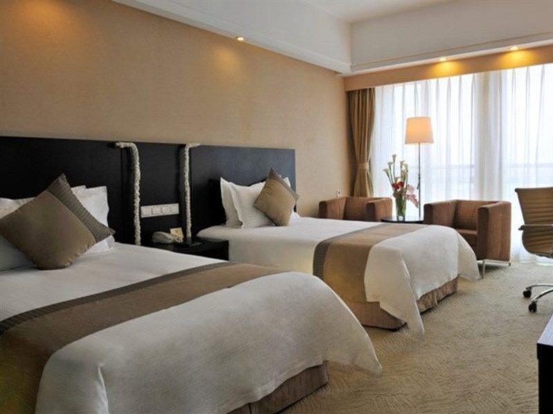 Ramada Plaza Shanghai Gateway Buitenkant foto